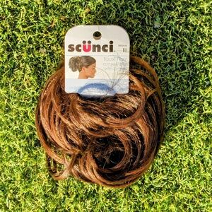 Scunci Faux Hair Curly Twister with Braided Dark Brunette Volume Extension NWT